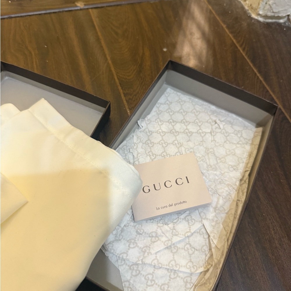 Gucci Black microguccisima Leather Embossed Wallet - Picture 5 of 8